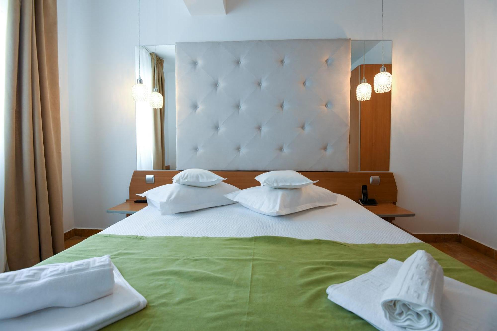 Complex Modern All Inclusive 마마이아 외부 사진